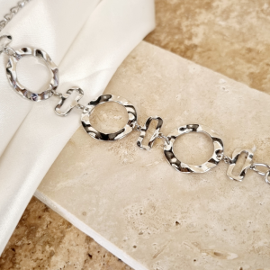Bracelet argenté martelé