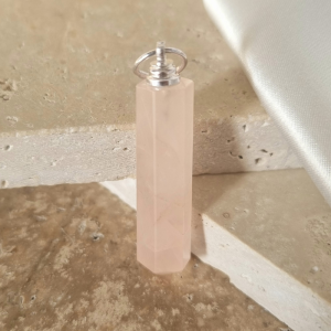 Pendentif pointe en Quartz Rose