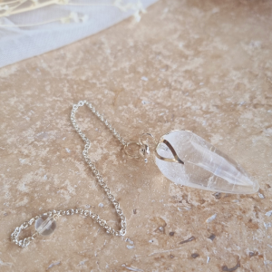 Pendule Lotus en Cristal de Roche