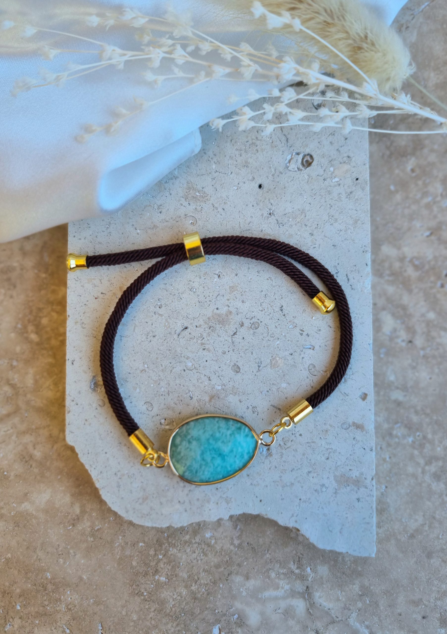 BRACELET CORDON AVEC PIERRE NATURELLE – Image 2