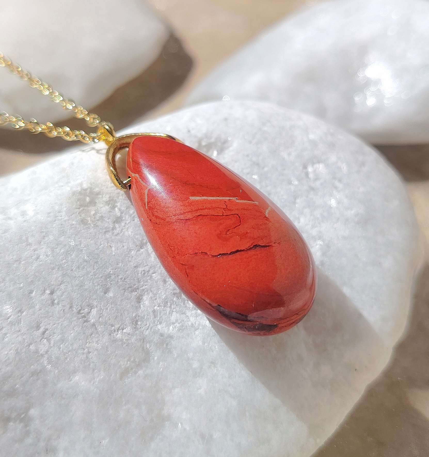 Collier Goutte en Jaspe Rouge – Image 2