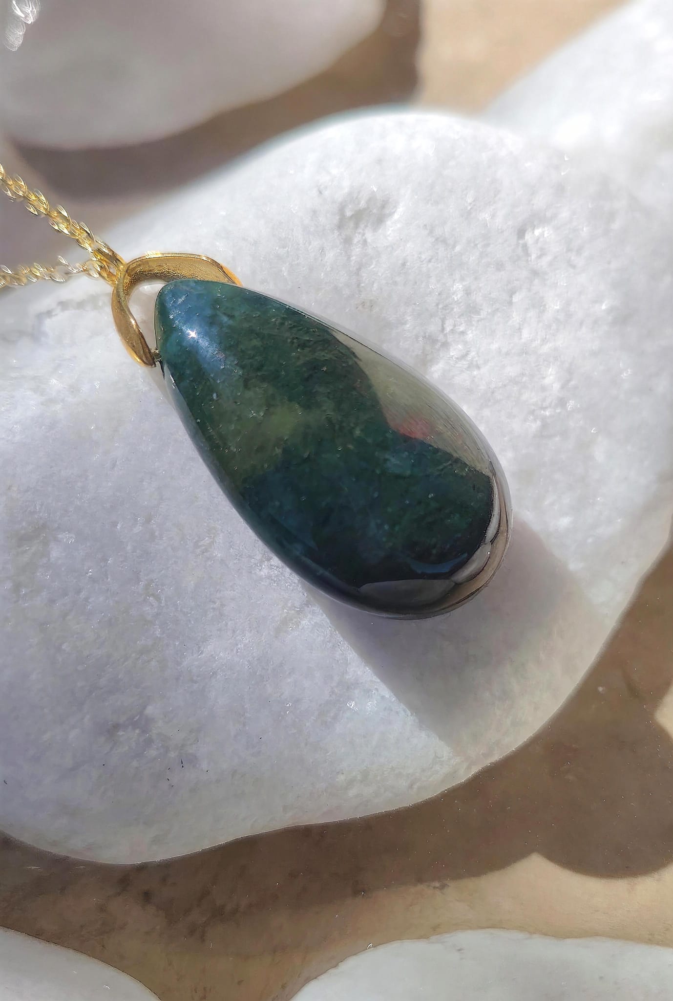 Collier Goutte en Agate Mousse